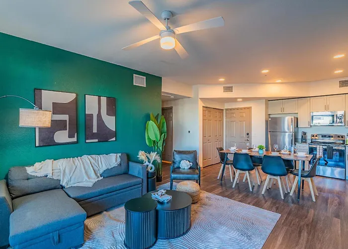 Apartment Near The Stadium With Balconypoolgymwdparking